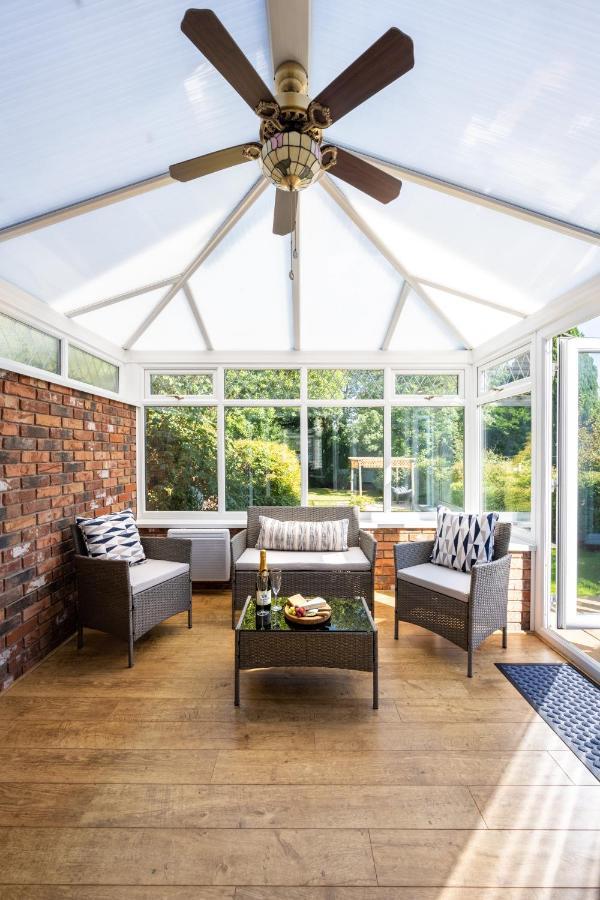 Mulberry House - Luxurious And Modern 4-Bed In Solihull Near Nec,Jlr, Airport, Resorts World, Hs2 Exterior photo