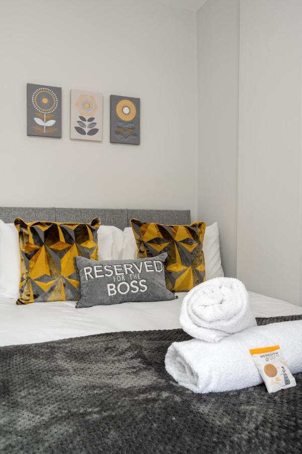 Mulberry House - Luxurious And Modern 4-Bed In Solihull Near Nec,Jlr, Airport, Resorts World, Hs2 Exterior photo